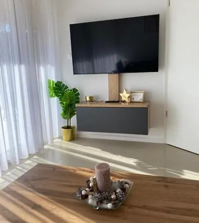 Διαμέρισμα Novi Vino *